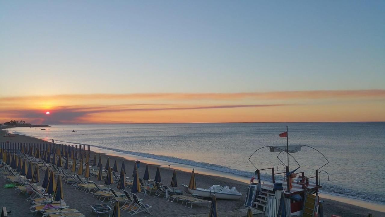 Don Pedro Beach House Σαβόνα Εξωτερικό φωτογραφία