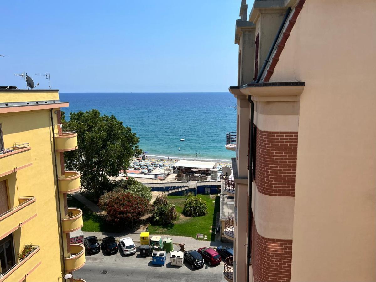 Don Pedro Beach House Σαβόνα Εξωτερικό φωτογραφία